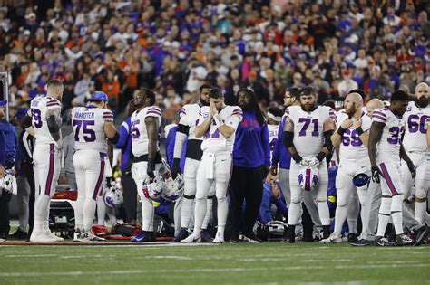 giants bills delay|buffalo game delayed.